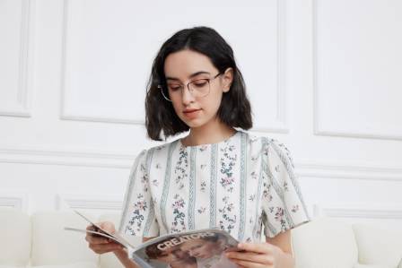 Outfits that make you look intelligent