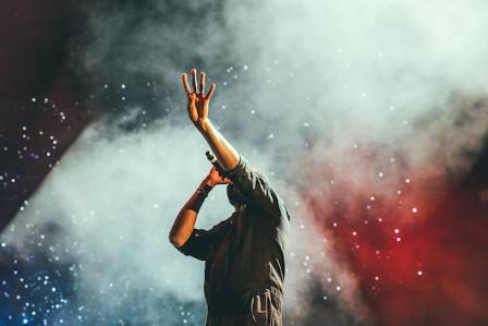 Harmony in Style: The Symbiotic Blend of Music and Fashion