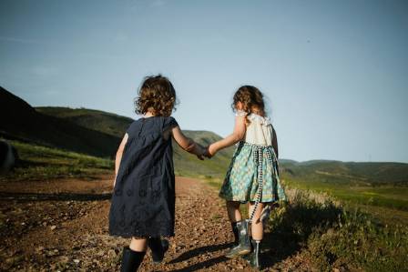 Embrace the Outdoors: 5 Refreshing Activities to Step Outside